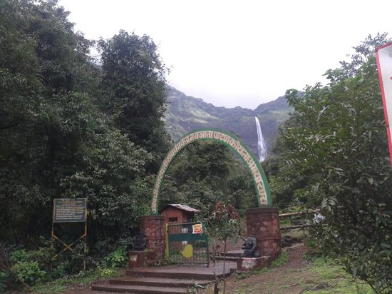 Ozarde waterfall Patan