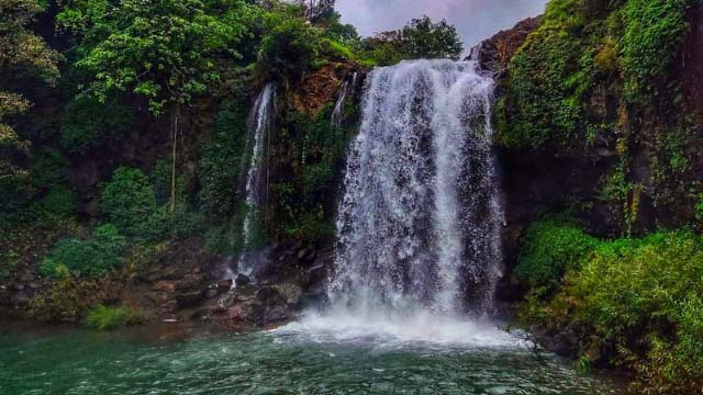 Toseghar WaterFalls